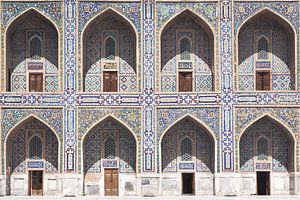 Bunte Mosaiken Registan-Platz von Marien Bergsma