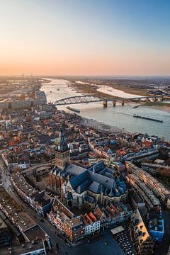 'Al mot ik krupe' (St. Stevenskerk, Nijmegen) (2) by Luc van der Krabben