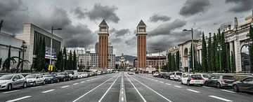 Die Torres Venecianes in Barcelona gebleicht von Ivo de Rooij