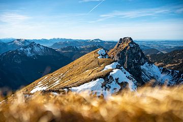 Blick auf den Aggenstein im Herbst von Leo Schindzielorz