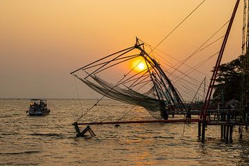 Chinese vissersnetten in Cochin, India van Martijn