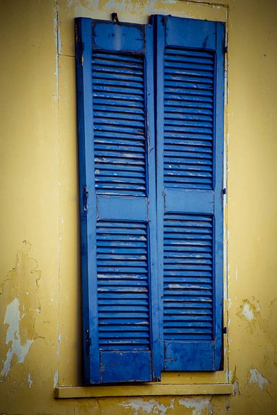Blue old door;Bleu virile porte; Bleu vieille porte;Bleu vieille porte par Tonny Visser-Vink