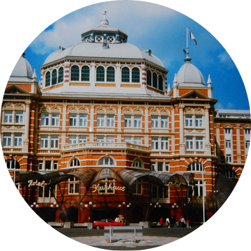 Kurhaus Scheveningen 1995 van Joke te Grotenhuis