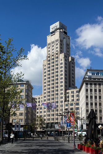Art-déco-Boerentoren im Stadtbild von Antwerpen