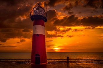 Un fantastique coucher de soleil au phare de Westkapelle