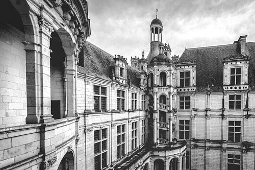 Château de Chambord in black and white with drama