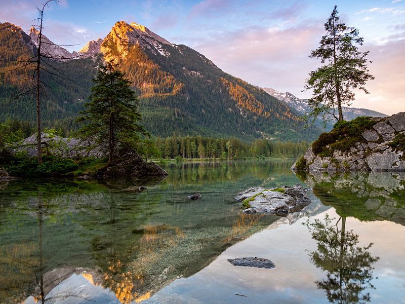 Landschaft am Hintersee in den Berchtesgadener Alpen von Animaflora PicsStock