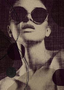 TW living - Linen collection - woman with glasses 1