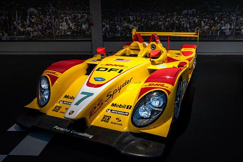 Le Mans Porsche RS Spyder lange afstandsracer in geel en rood