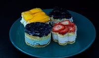 Fruittaartje met yoghurtroom, koekje en vers fruit van Babetts Bildergalerie thumbnail