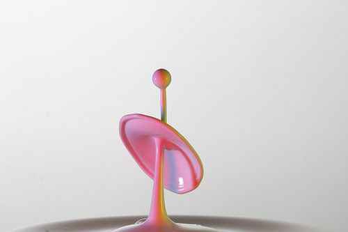 Vallende/botsende verfdruppel