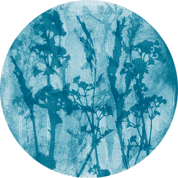 Weide dromen. Botanische illustratie in retrostijl in blauw van Dina Dankers