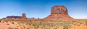 MONUMENT VALLEY Sentinel Mesa & West Mitten Butte & Merrick Butte