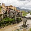 Castelnuovo di Garfagnana in de Toscane in Italie tijdens slecht weer  van Joost Adriaanse