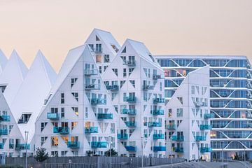 Iceberg Aarhus tijdens zonsondergang