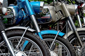 Oldtimer Zündapp mopeds (color)