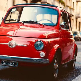 Fiat 500 rouge sur E Jansen