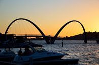 Elizabeth Quay brug bij zonsondergang van Frank's Awesome Travels thumbnail
