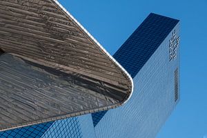 Rotterdam Centraal Station met de Delftse Poort