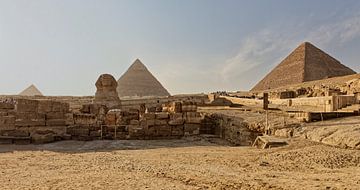 Gizeh Plateau met Sphinx en piramiden, Egypte van x imageditor
