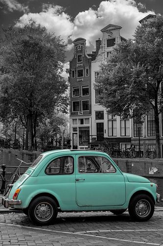 Vintage Fiat 500 oldtimer in Amsterdam