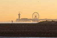 Le quai de Scheveningen à l'heure d'or.....