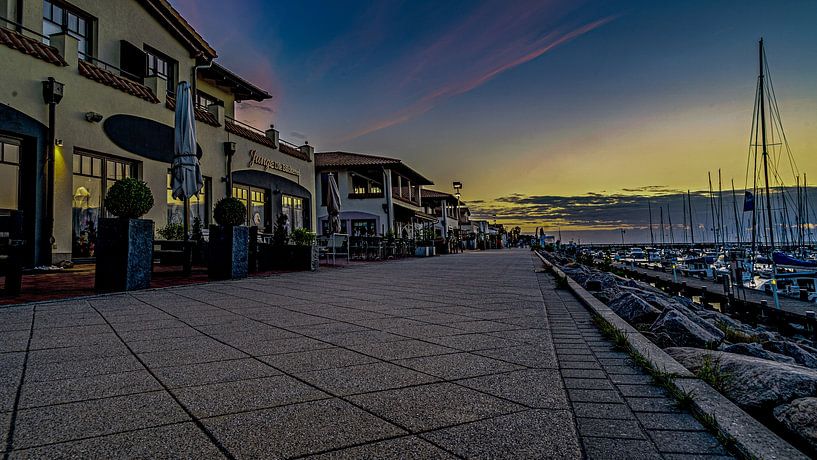 Kühlungsborn Hafenpromenade Blaue Stunde by Johnny Flash