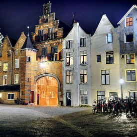 Sint Stevenskerkhof Nijmegen in de avond. van Fotografie Arthur van Leeuwen