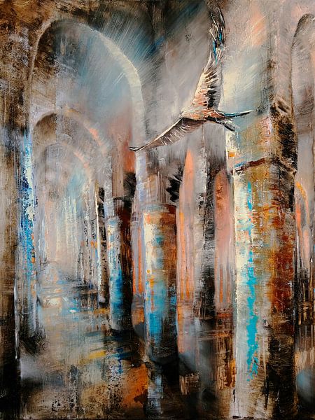 The Hall of Columns - in free flight by Annette Schmucker