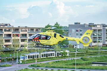 ANWB Trauma helikopter Eurocopter EC-135 T2+ (PH-HVB). van Jaap van den Berg