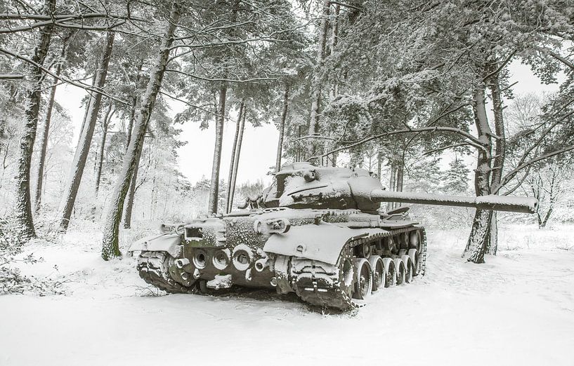 Tank in de sneeuw  4 van Olivier Photography