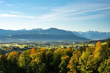 Grünten and the Allgäu Alps in autumn by Leo Schindzielorz