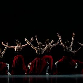 Modern dance 6 by Hans Hordijk