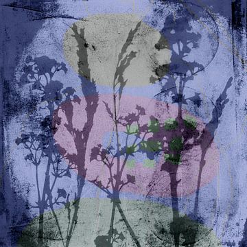 Abstract Retro Botanisch. Bloemen, planten en bladeren in paars, roze, groen van Dina Dankers