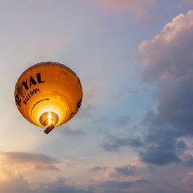Fire balloon in the sky by Tilo Grellmann