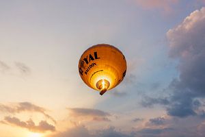 Ballon de feu dans le ciel