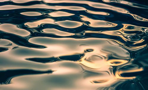 Sonnenlicht auf dem Wasser