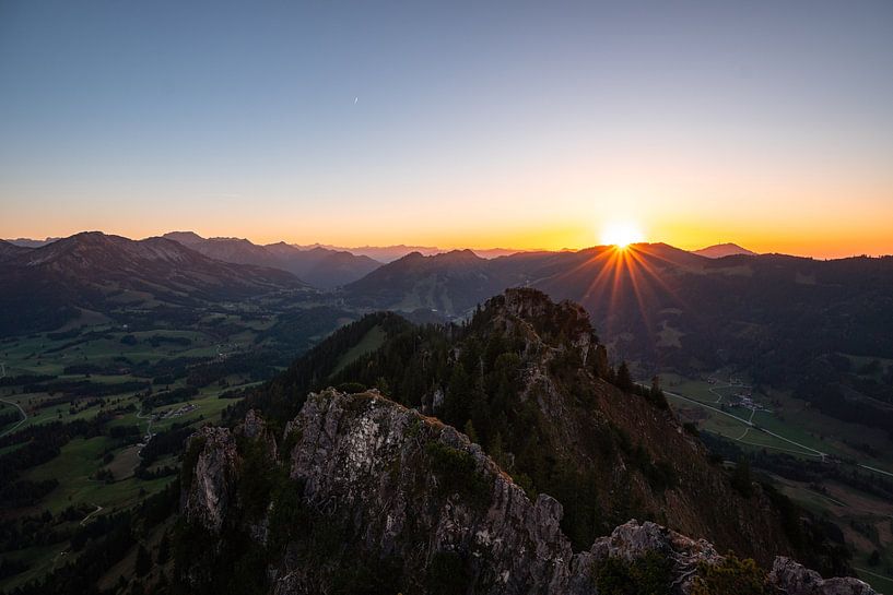Sunset over the Oberjoch and the Zinken in the Allgäu Alps by Leo Schindzielorz