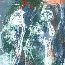 Abstract botanical art in retro vibes and pastel colors. Flowers in blue, green, taupe by Dina Dankers