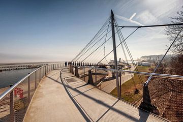 Hangbrug haven Sassnitz van Rob Boon