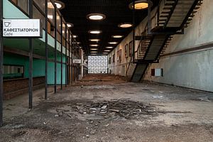 Verlassene Flughafenhalle.