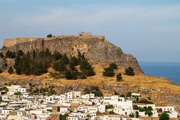 Vue de l'Acropole de Lindos sur l'île grecque de Rhodes sur Reiner Conrad