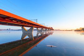 Hanzeboog train bridge over the river IJssel near Zwolle during  a cold winter morning by Sjoerd van der Wal Photography