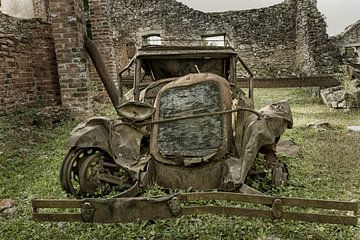 Oradour-sur-Glane, overblijfsel van een auto van Humphry Jacobs