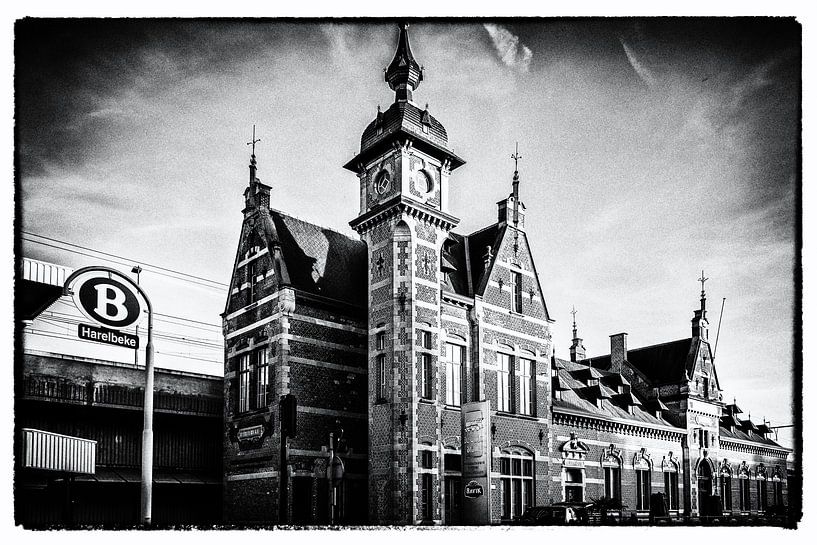 Station by Koen Olivier