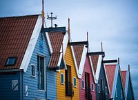Gekleurde huizen in Zoutkamp Groningen