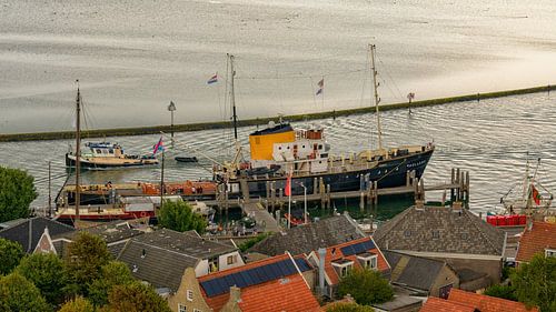 Historic tugboat Holland by Roel Ovinge