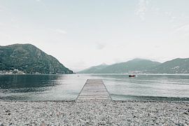 Italie bergen Como meer van Déwy de Wit