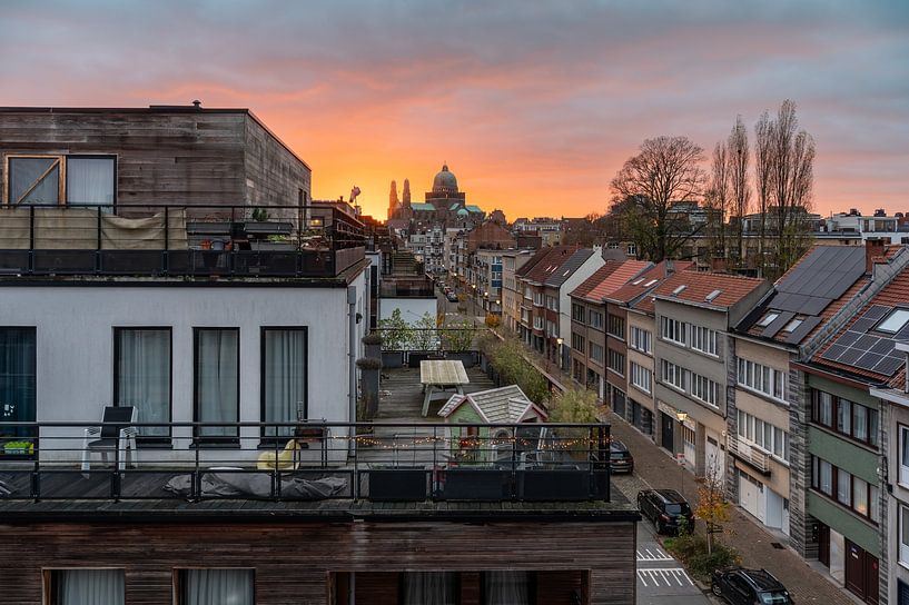 Farbenfroher Sonnenuntergang in Brüssel von Werner Lerooy
