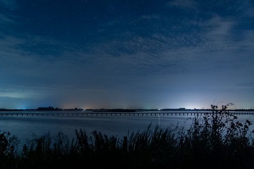 T Roegwold dans la nuit.